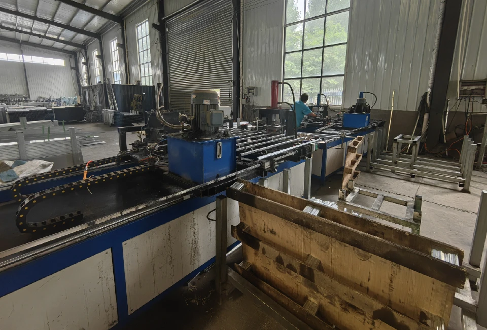 1 inch by 1 inch wire mesh